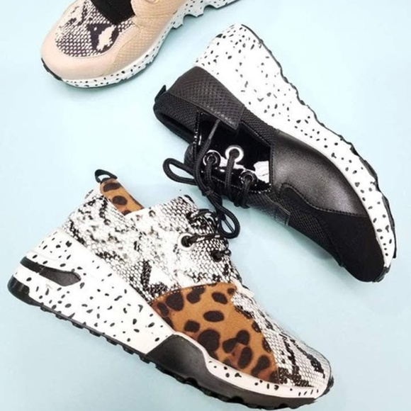 Animal print Lace up sneakers - Picture 3 of 3